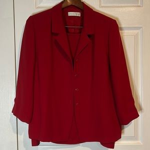 LN 2 piece suit- blazer and skirt. Size 12-14? Please check measurements.